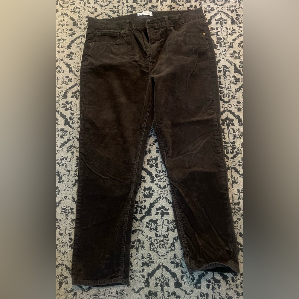 GAP High Rise Corduroy Vintage Slim Jeans with Wash-well   34/18- Brown